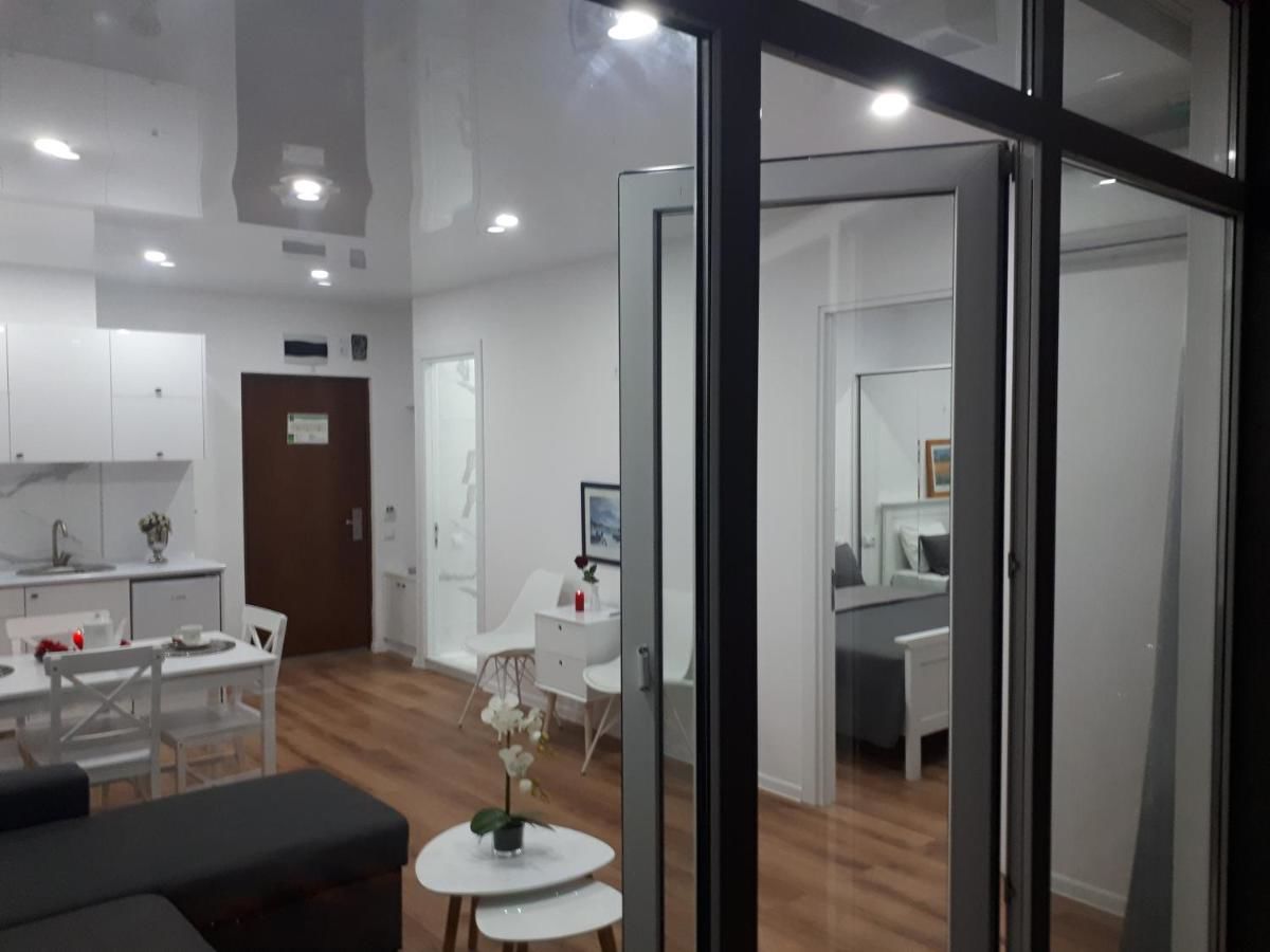 Отели типа «постель и завтрак» ORBI Residence On Black Sea Coast Батуми-7