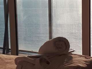 Отели типа «постель и завтрак» ORBI Residence On Black Sea Coast Батуми Семейный номер с видом на море-3