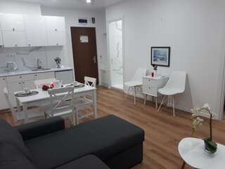 Отели типа «постель и завтрак» ORBI Residence On Black Sea Coast Батуми-5